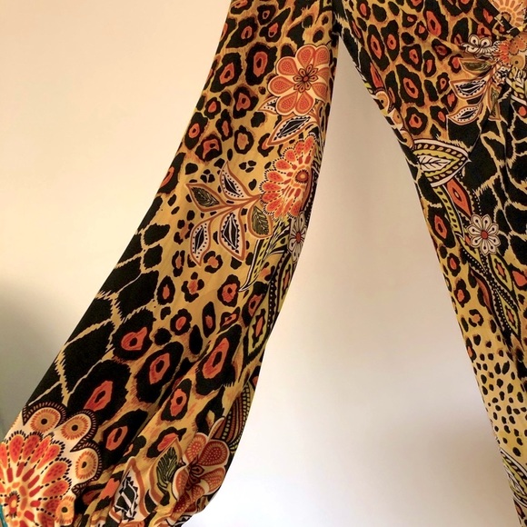 Wild Print Sexy Mini Dress - Picture 5 of 9